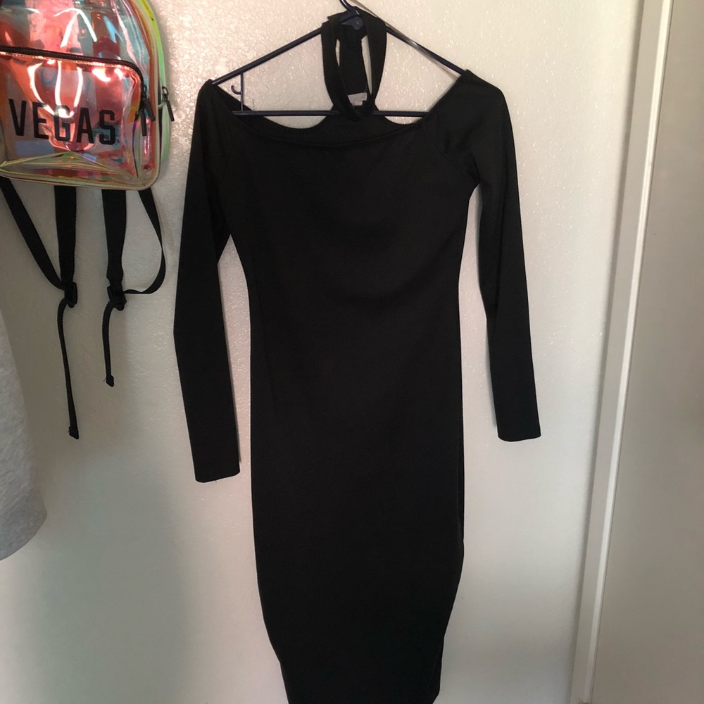 Choker black fitted dress